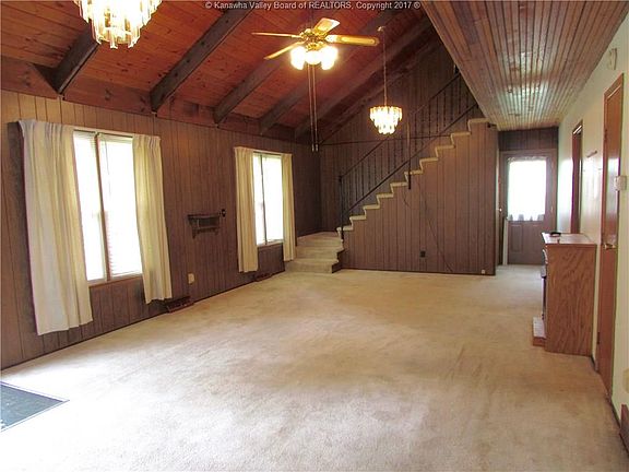 3rd image of 5141 Lone Pine Ln