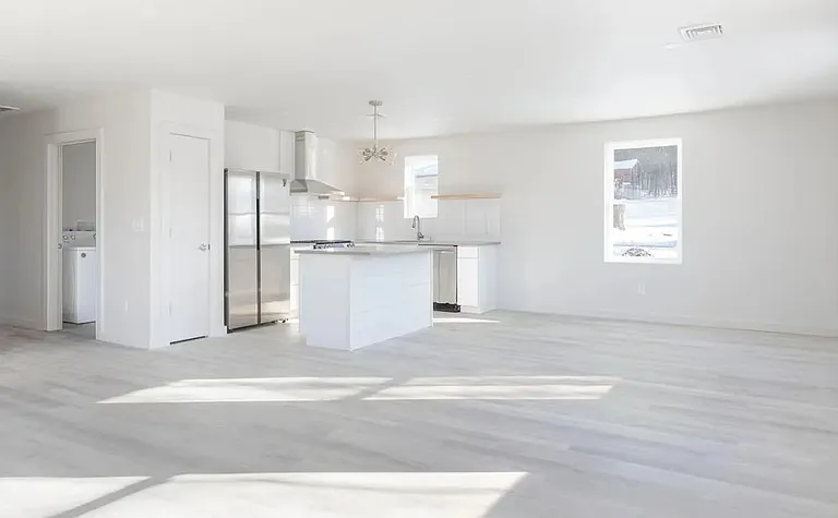 23 Highland Ave #B — Photo 3
