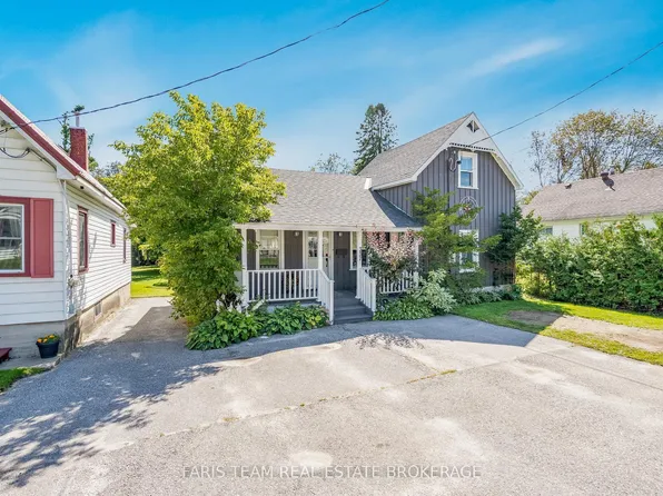 337 Nottawasaga St, Orillia, ON L3V 3K7