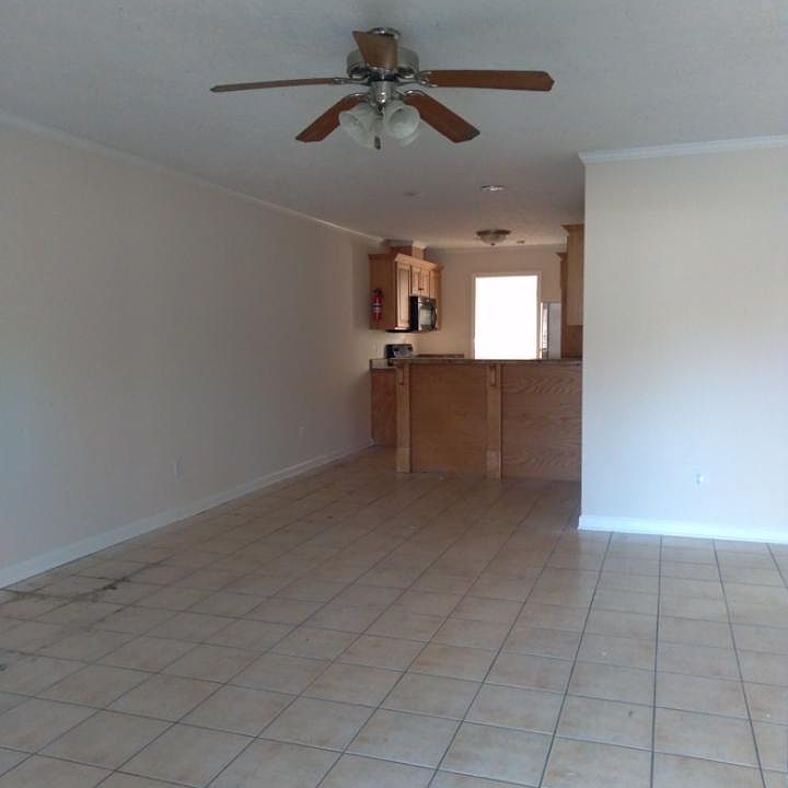 Living Room/Kitchen