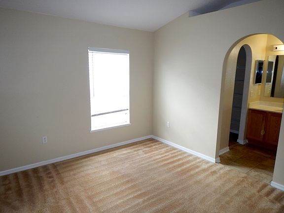 4th image of 3521 Fyfield Ct