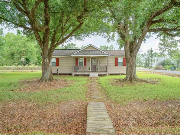 225 Darolina St, Thibodaux, LA 70301