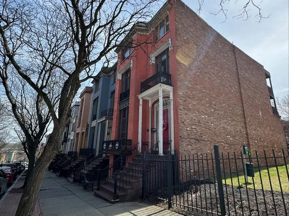 2 Madison Pl #1, Albany, NY 12202