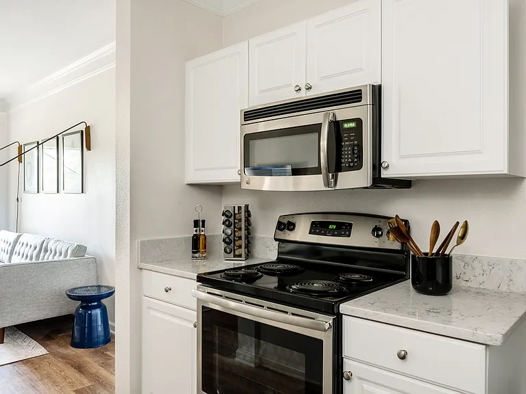 Citra Luxury Apartments — Photo 27