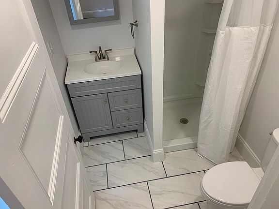 5th image of 80 Alden Sq #3