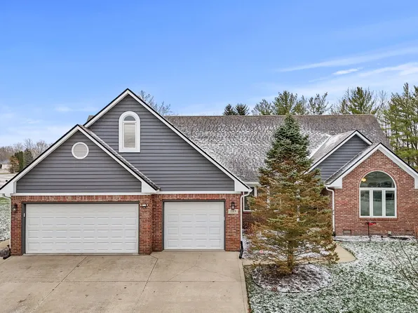 1324 Willow Oak Ct, Avon, IN 46123