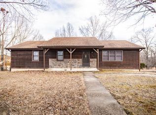 16448 Harmony Ln, Saint Robert, MO 65584