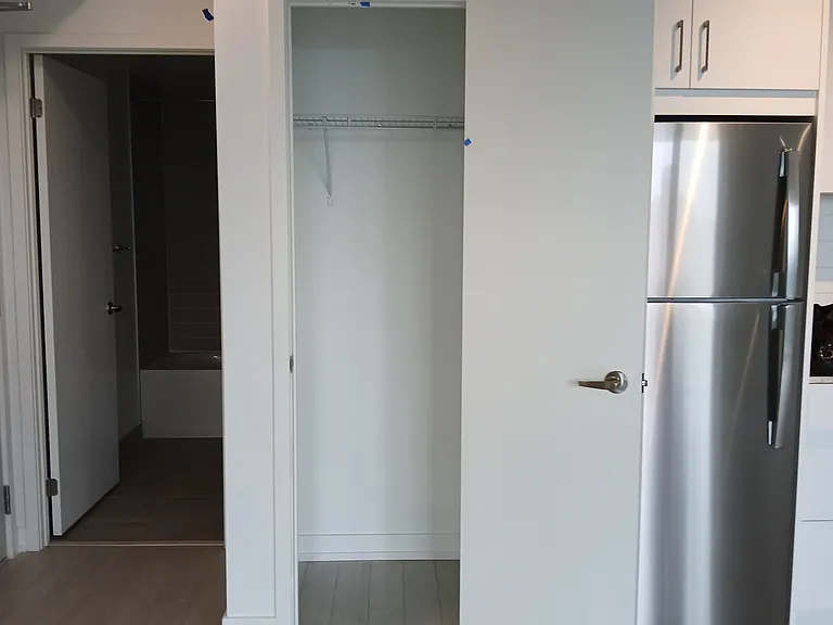 4010 Eglinton Ave W #1403 — Photo 9