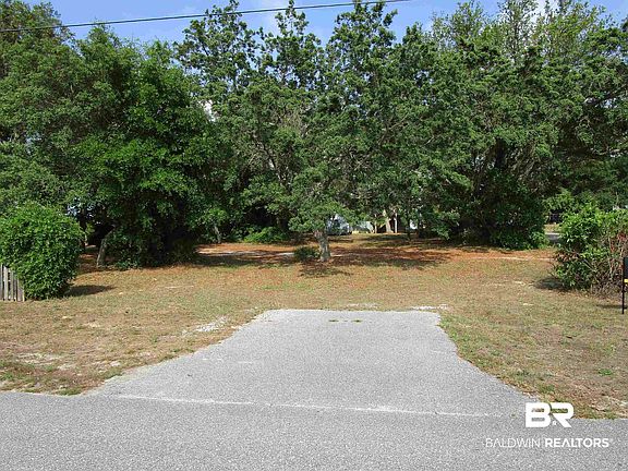 3rd image of LOT 985 Louisiana St