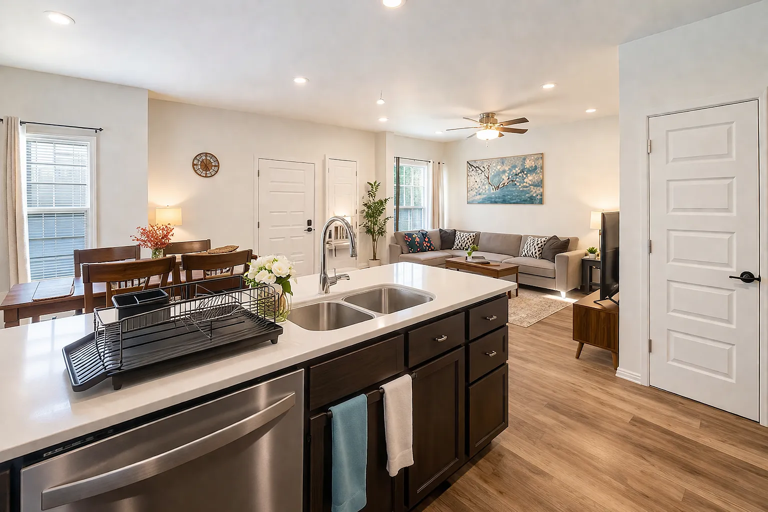 776 S Benchmark Ln — Photo 4