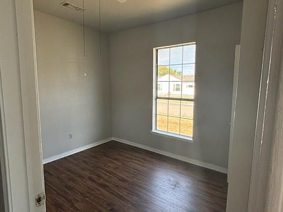 4th image of 213 N Lutterloh Ave #A