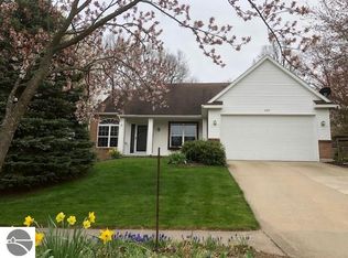 680 Linedrive St NE, Comstock Park, MI 49321