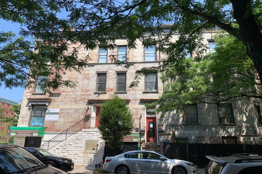 1st image of 161 W 120th St