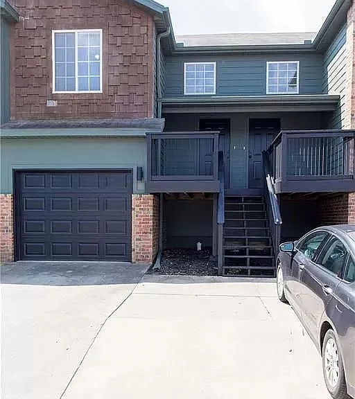 774 W Breeze Cv — Photo 1