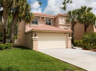 7542 Oak Grove Cir, Lake Worth, FL 33467