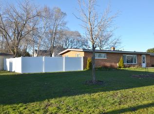 302 Grandview Blvd, Gaylord, MI 49735