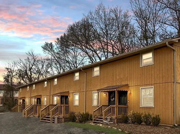 181 Cedar Creek Dr APT 20, Johnson City, TN 37615