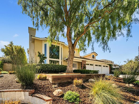 2nd image of 1465 Forest Knoll Ct