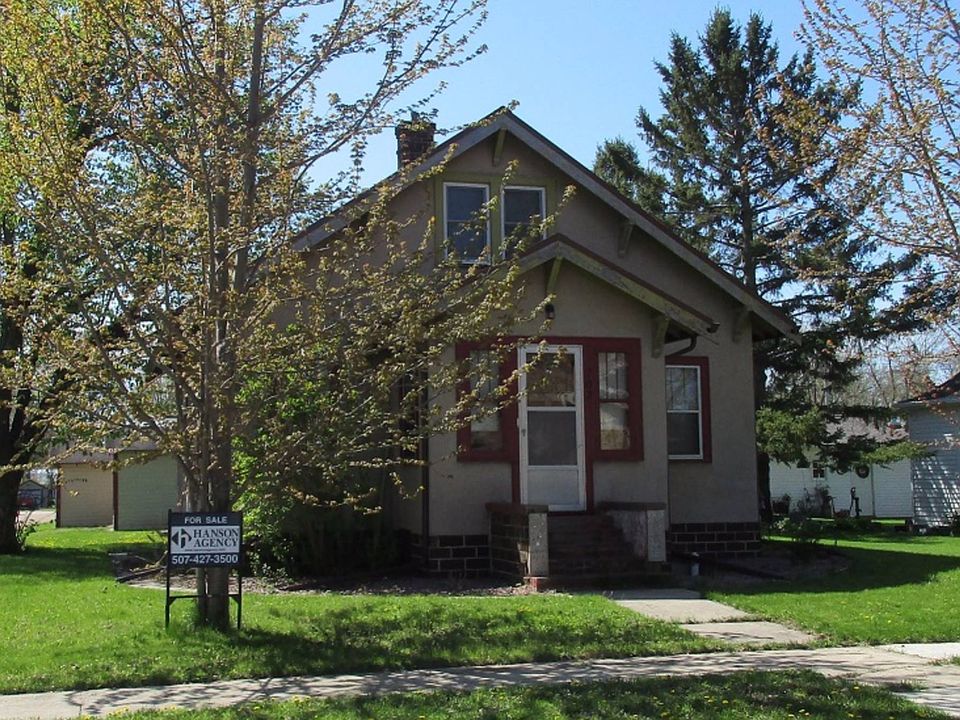 1st image of 702 4th Ave