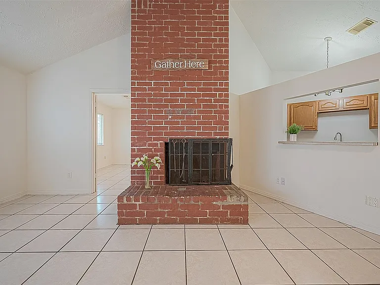3806 Embarcadero Dr — Photo 10