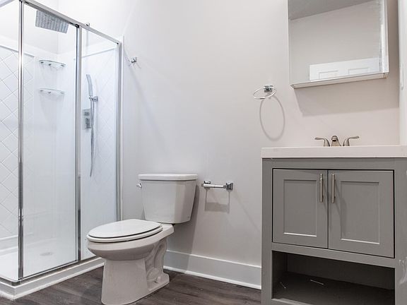 5th image of 1517 W Firth St #28
