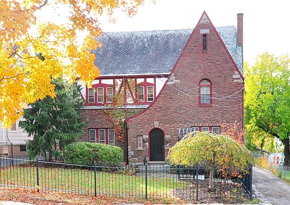 149 St, Hartford, CT 06112 Zillow