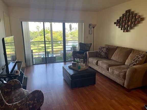 4th image of 2311 S Cypress Bend Dr APT 416
