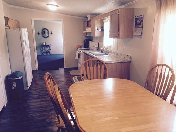 4th image of 240 County Road 107i