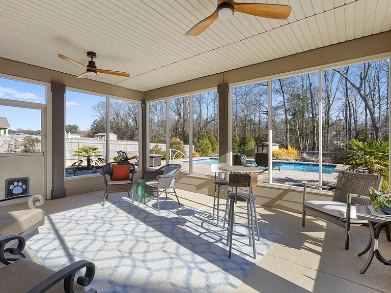 253 Woodward Way — Photo 23