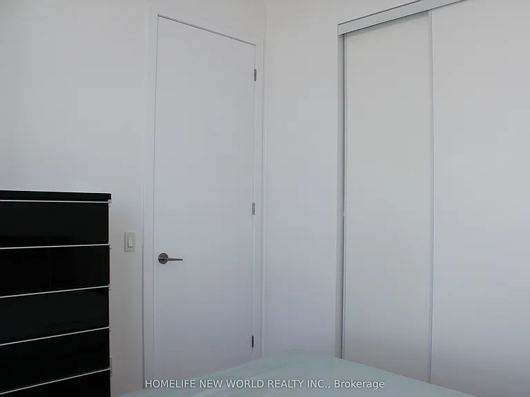 87 Peter St #Penthouse 106 — Photo 22
