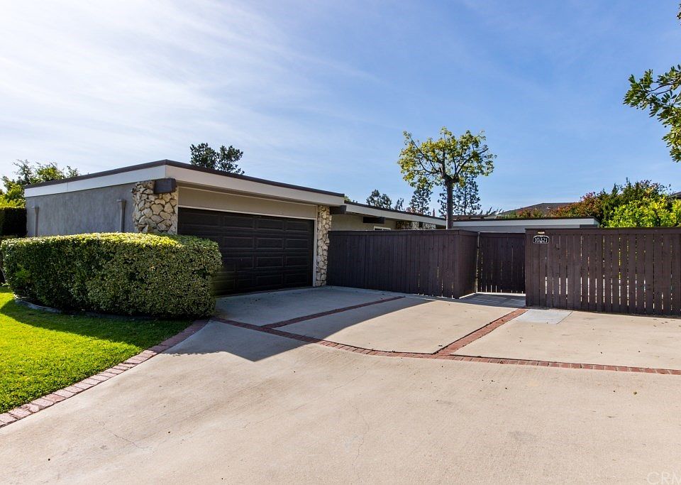 1st image of 10321 Brightwood Dr