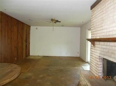 4th image of 2004 N Maddox Dr