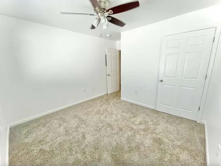 2767 W Fairmont Ave #105 — Photo 6