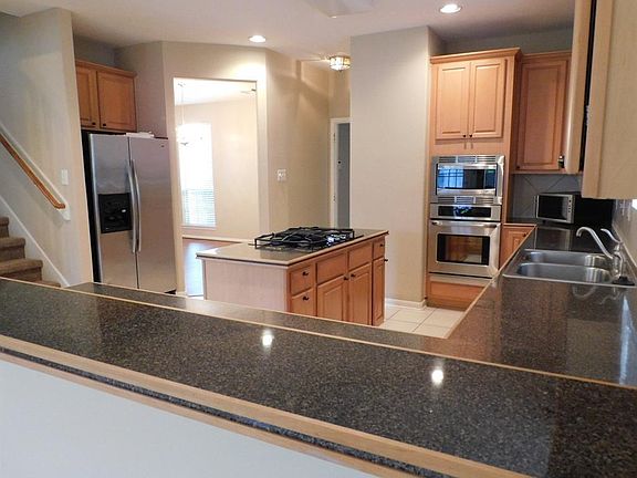 2nd image of 1415 Kirby Place Ln