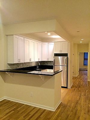 1st image of 230 E 59th St APT 3