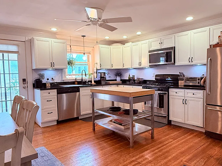 17 Wheeler Ave #3 — Photo 4