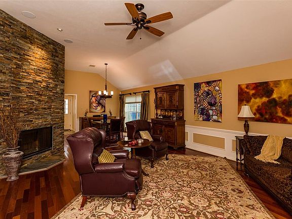 2nd image of 5034 Cave Run Dr