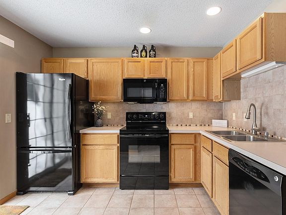 2nd image of 1909 Southcross Dr #1608