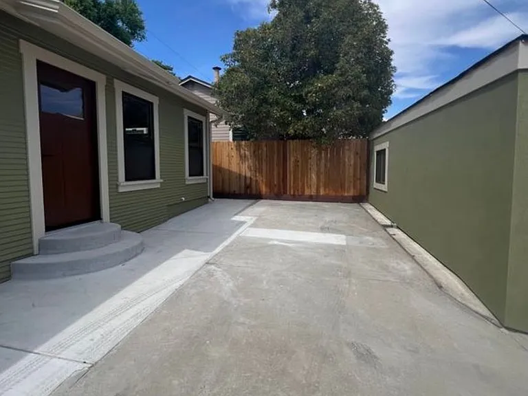 1258 Palm St — Photo 15