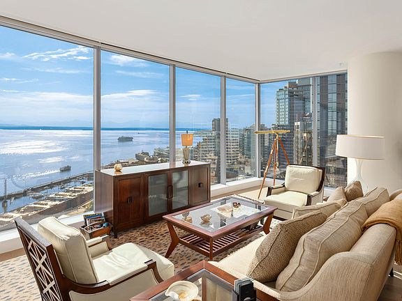 4th image of 1521 2nd Ave APT 2500