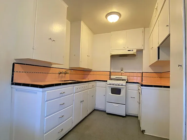 155 1/2 North St #C — Photo 5