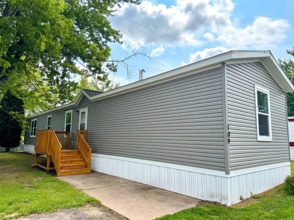 4400 La Salle St Lot 109, Eau Claire, WI 54703