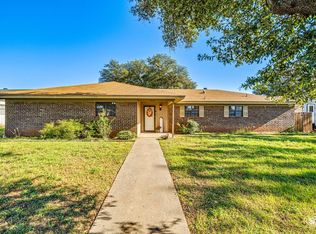 3834 Sunset Dr, San Angelo, TX 76904