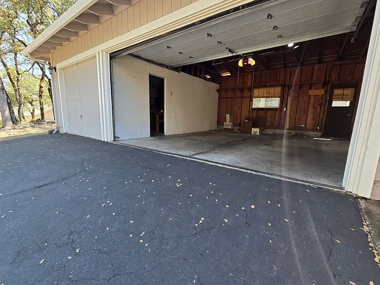 19009 Swallow Way — Photo 15