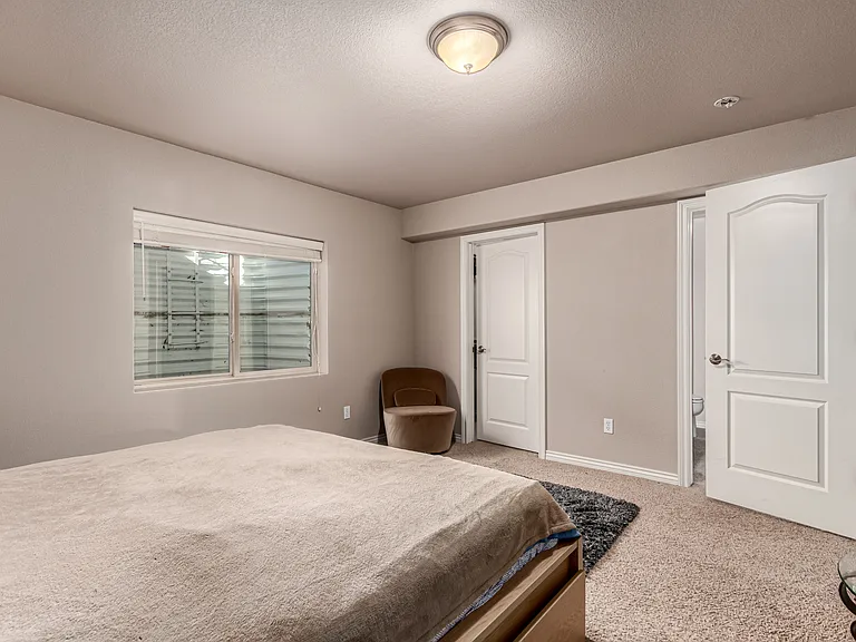 13761 Lazy Creek Rd — Photo 11