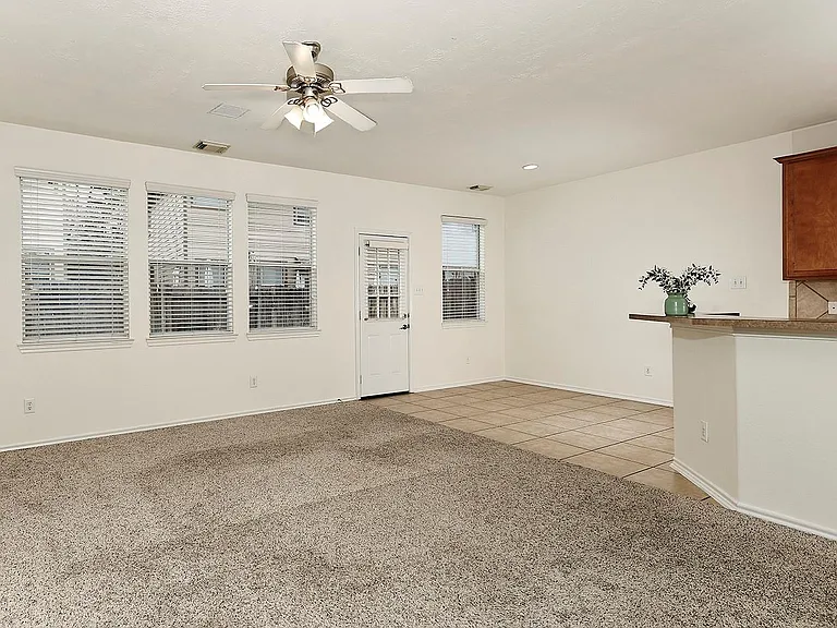 51 Wickerdale Pl — Photo 6