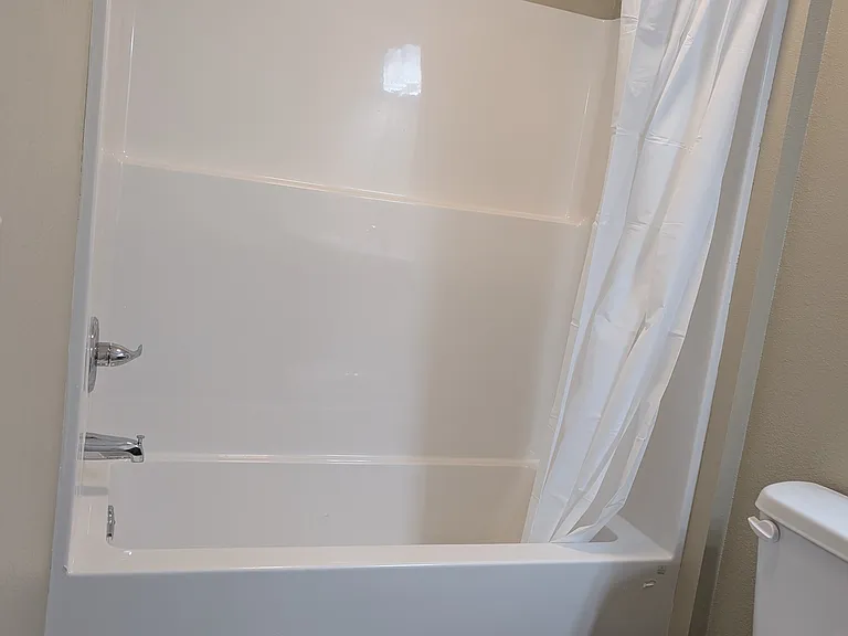 Hall Bath 2