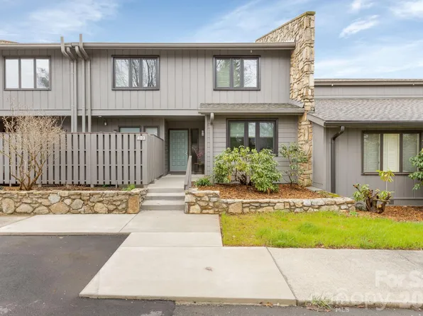 403 Crowfields Dr, Asheville, NC 28803