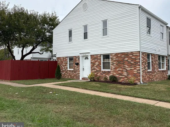 8238 Community Dr, Manassas, VA 20109