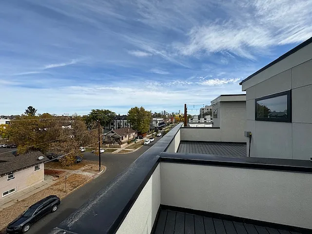 Rooftop Deck